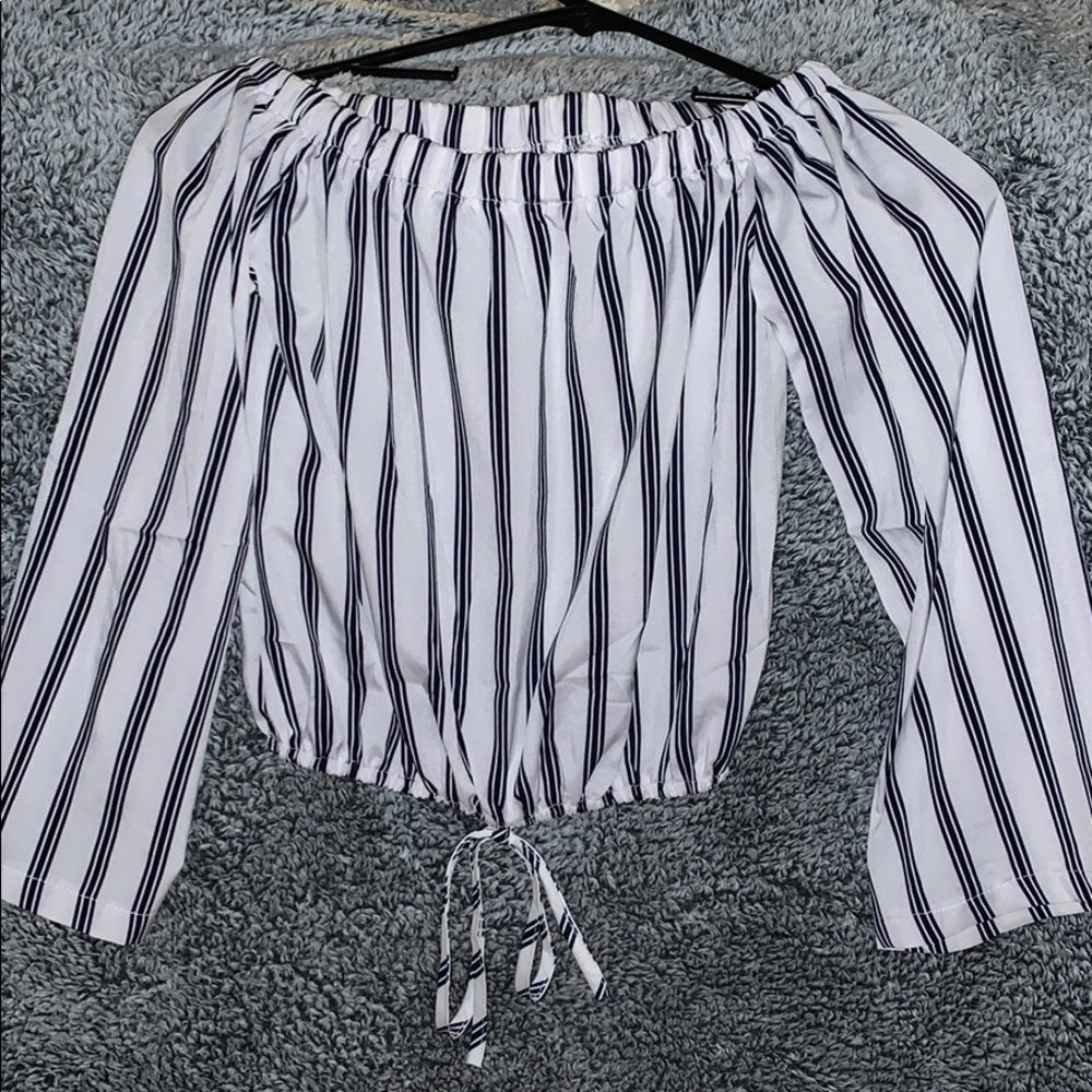 cropped off the shoulder shirt